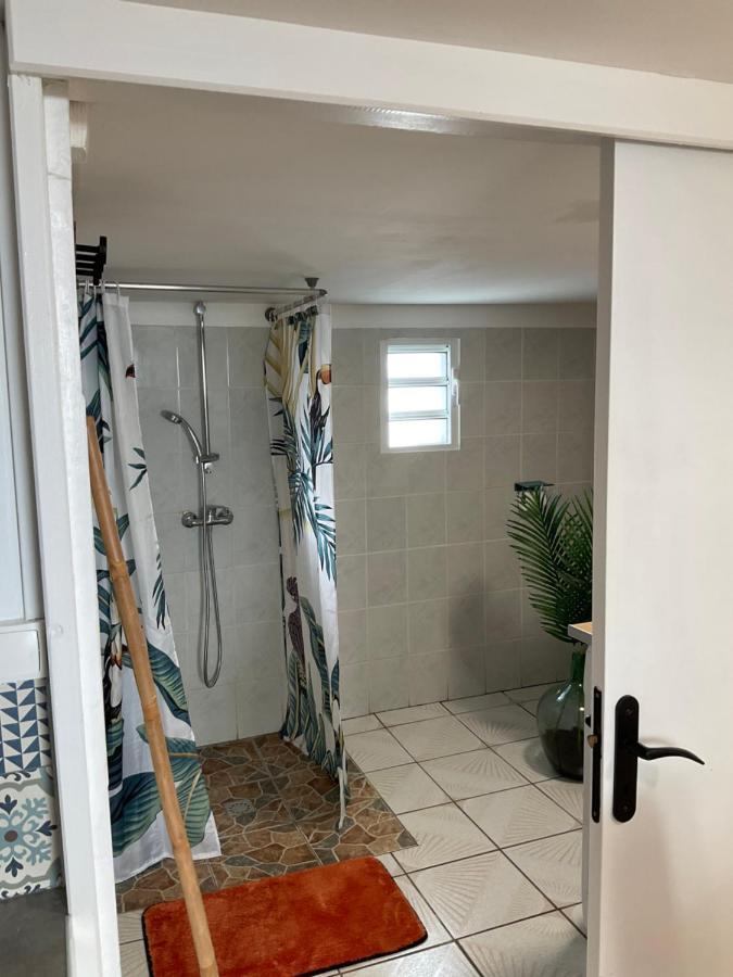 Villa La Kaz Hibiscus, Jacuzzi Prive Le Tampon Exterior foto